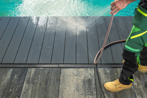 Why Choose Our Certified Pressure Washing Experts for Your Project Needs in Nokomis, FL?